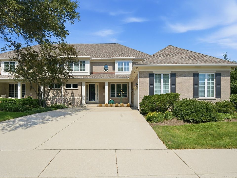 1st image of 2004 Claridge Ct