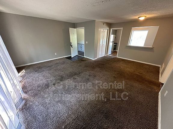 4th image of 8725 Countryshire Ln APT 3