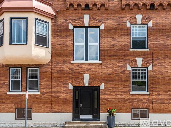 2nd image of 6 McClure St #A