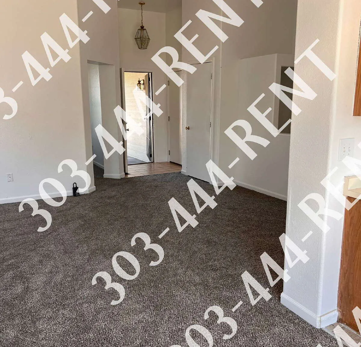 3 bed, 3.0 bath, 1082 sqft, $2,245 — Photo 3