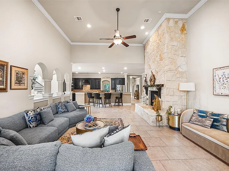 9614 Blackberry Terrace Dr — Photo 12