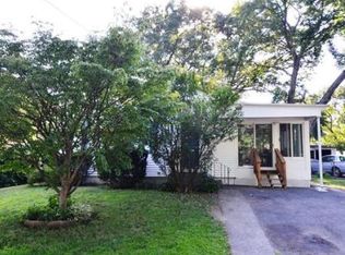 53 Fairfield St, Lowell, MA 01851
