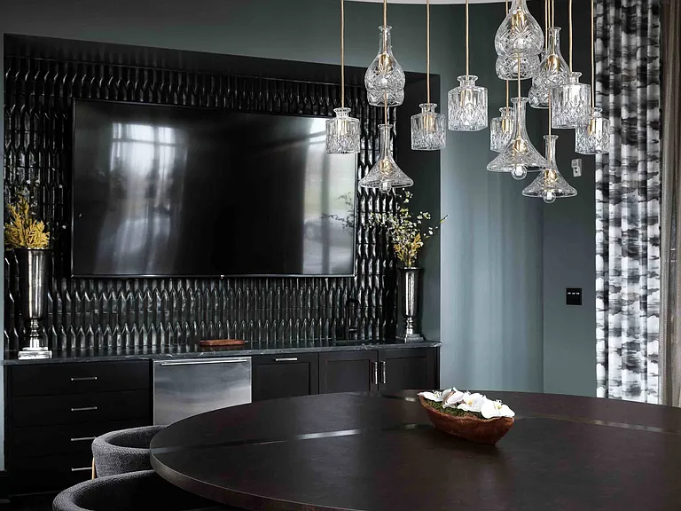 Conference room with wet bar