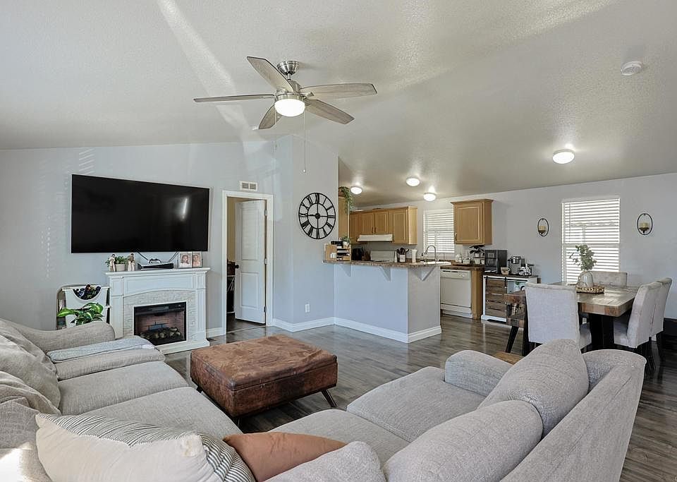1st image of 10767 Jamacha Blvd Spc 151