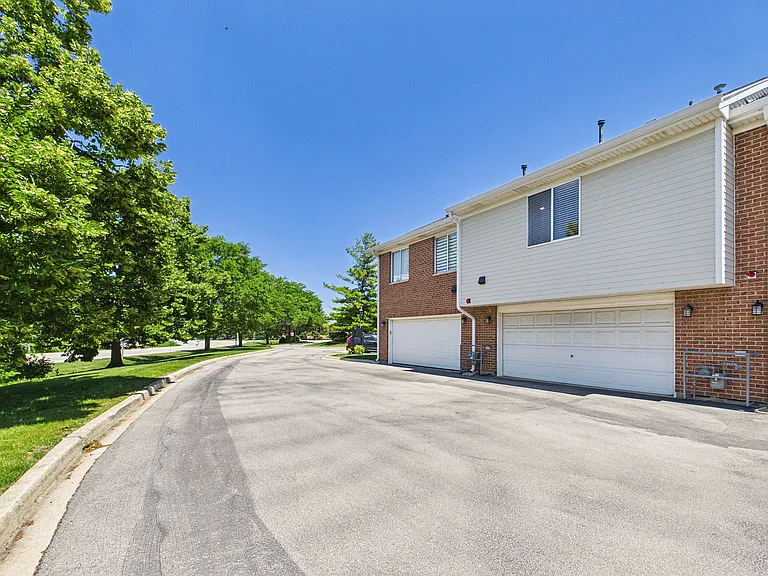 3 Charlotte Cir — Photo 30