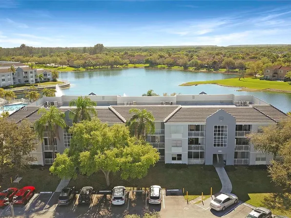 8640 SW 212th St APT 303, Cutler Bay, FL 33189