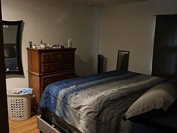 5th image of 604 E Mill St #604