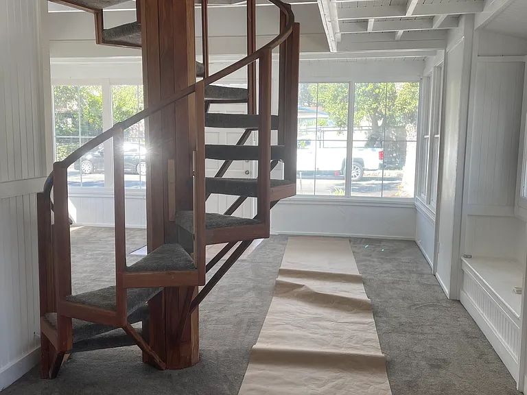 940 E Arrow Hwy — Photo 2