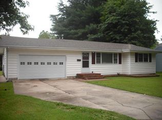 2401 E Manchester St, Springfield, MO 65804