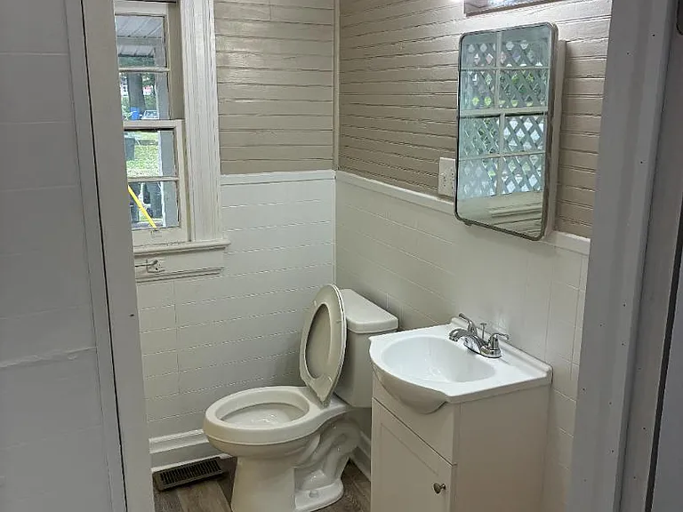 Unit Photo