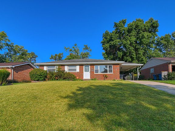 4th image of 3242 Fairwood Ct