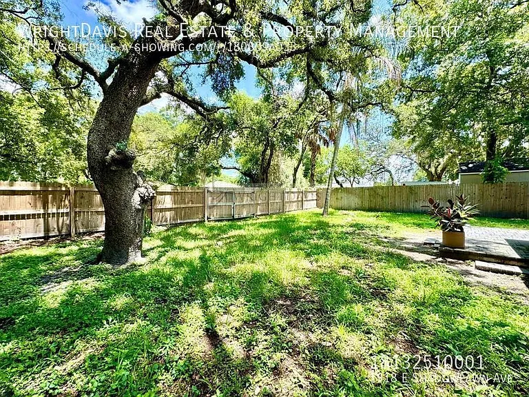 1918 E Shadowlawn Ave — Photo 28