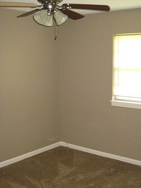 4th image of 1505 Phillip And 1507 Dr