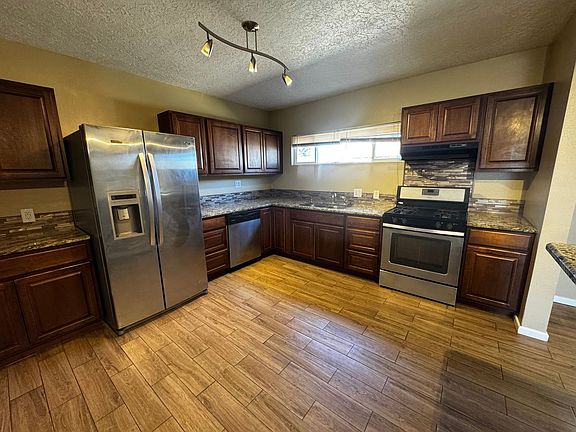 5th image of 9035 Los Arboles Ave NE