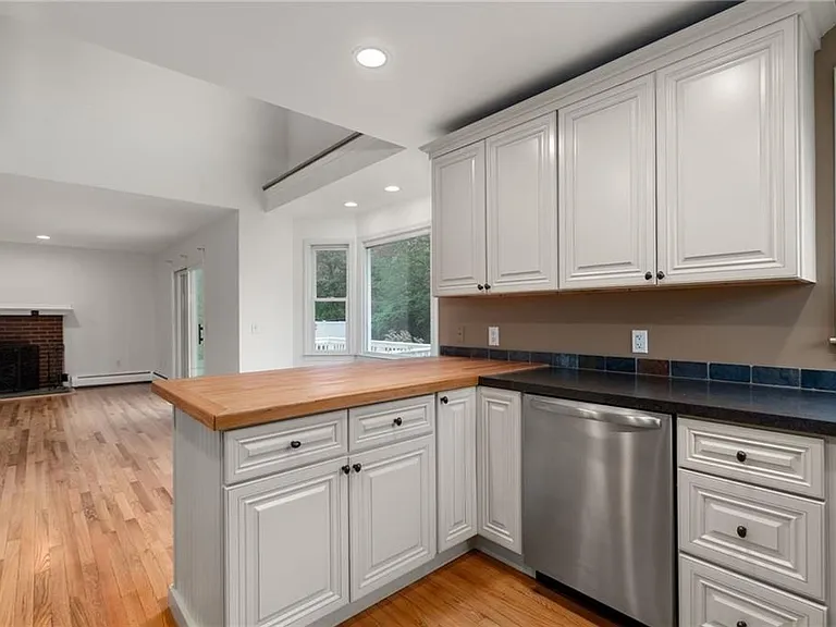 43 Bluegrass Dr — Photo 16