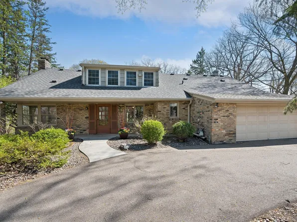 541 Turnpike Rd, Golden Valley, MN 55416