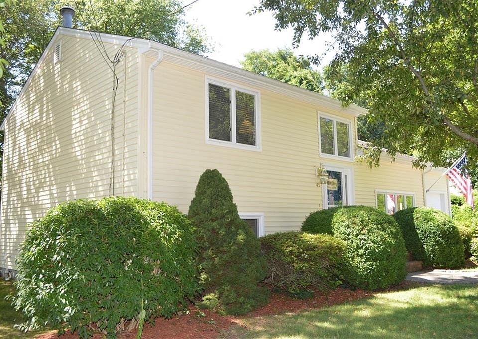 1st image of 45 Gardenia Ln