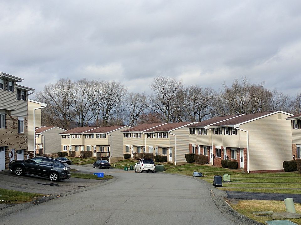 1st image of 15 Boulder Dr #496a9f063