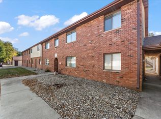 1303 Brian Pl #8, Urbana, IL 61801