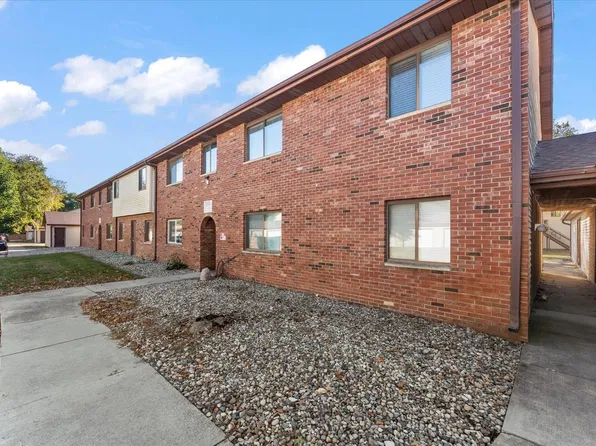 1303 Brian Pl #8, Urbana, IL 61801