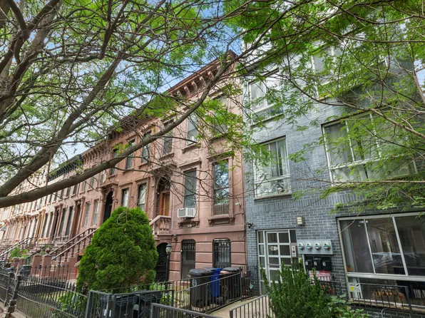 241a Madison Street image 1 of 22