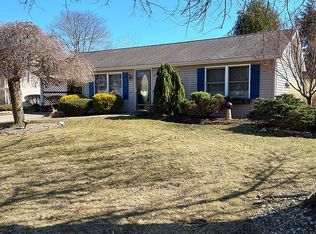 232 Laurel Ct, Pine Grove, PA 17963