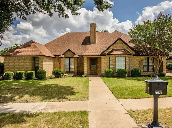 2020 Ridgewood, Bedford, TX 76021