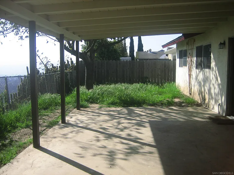 13153 Avenida Grande — Photo 12
