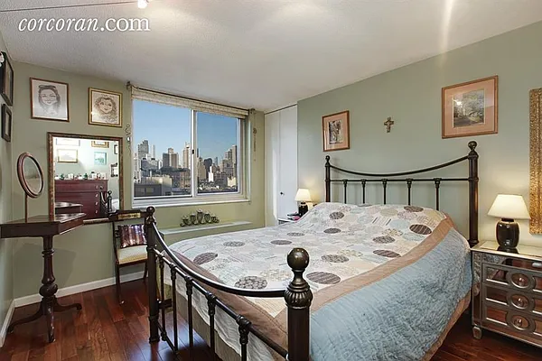 Sold by Corcoran | media 5