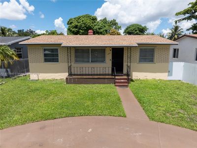 12210 W Golf Dr, Miami, FL, 33167