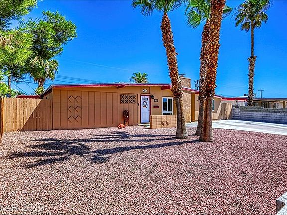 3rd image of 1596 Vegas Valley Dr