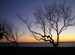 58 Crane Neck Rd, Setauket, NY 11733