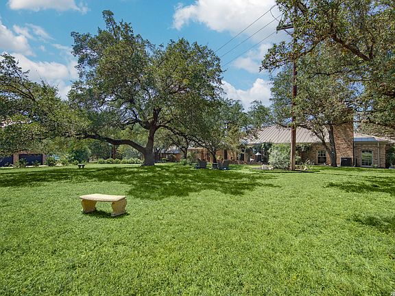 4th image of 2 Rugby Lane