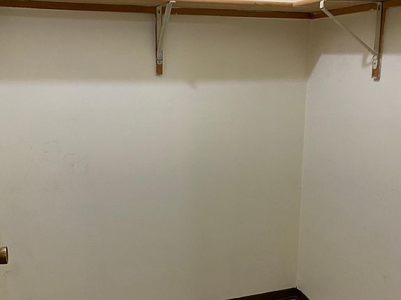 3rd image of 3212 W 184th St #1E