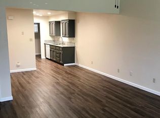 990 Conquistador St #994, Hanford, CA 93230