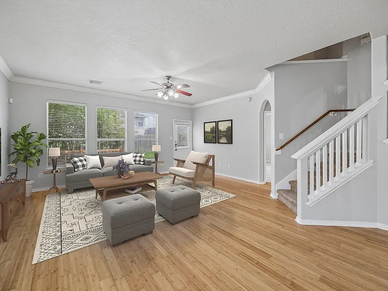 6218 Lovage Ave — Photo 4
