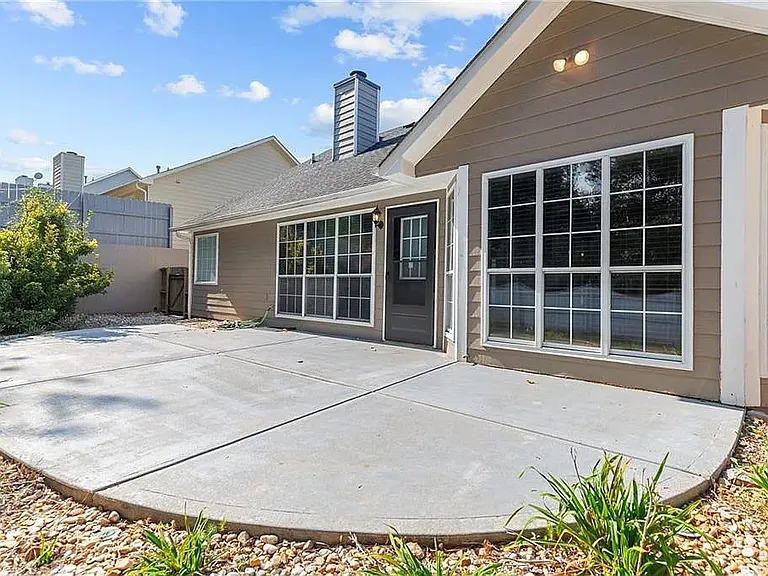 760 Trellis Pond Ct #4 — Photo 35