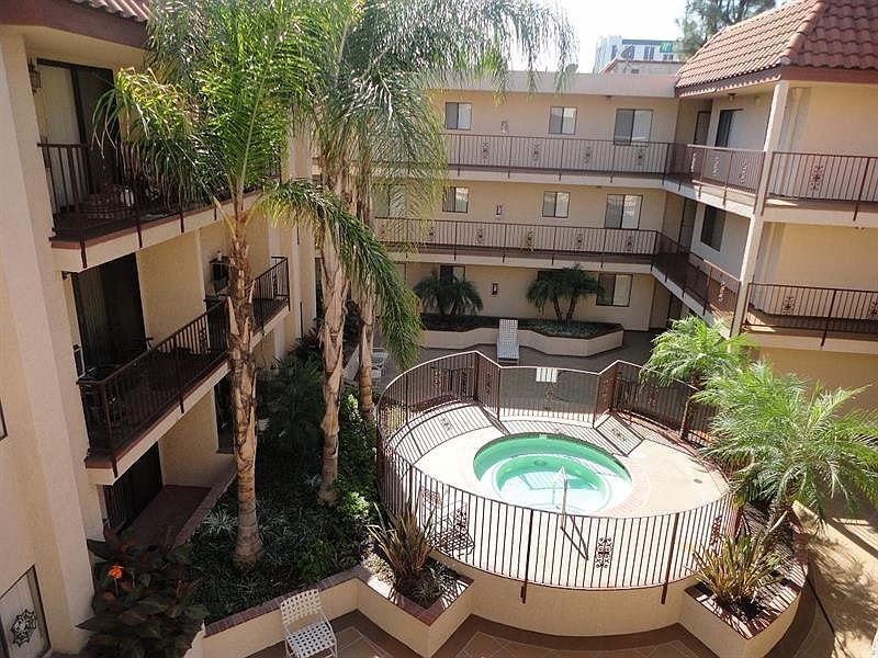 1st image of 300 E Tujunga Ave APT 307