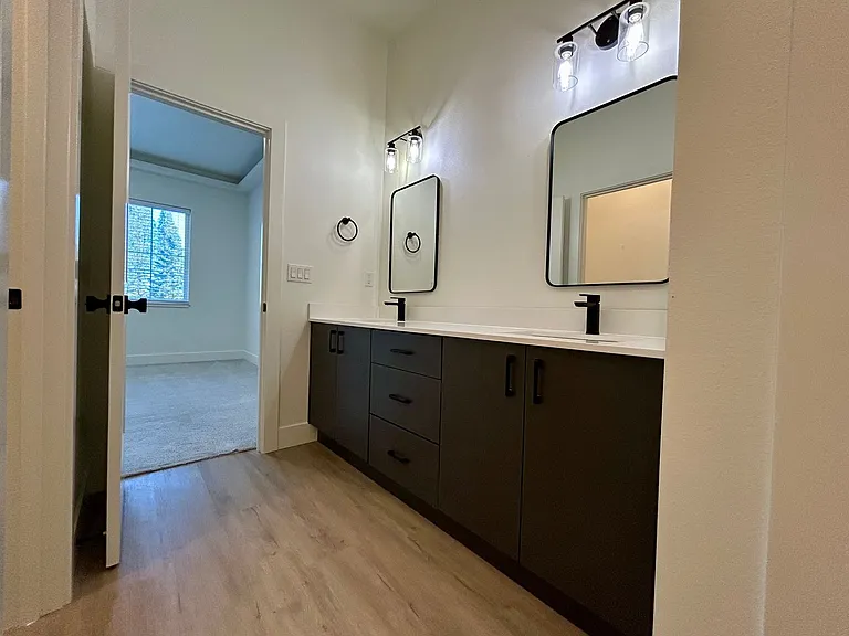 11015 NE 26th St #2 — Photo 5