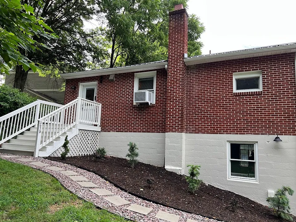 307B Ellett Rd