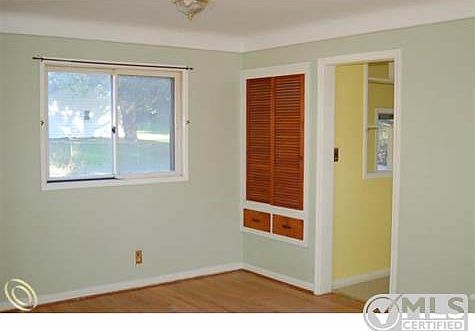 Open Dining to Family Room