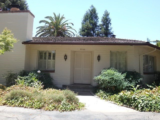 1st image of 5560 Columbia Dr N