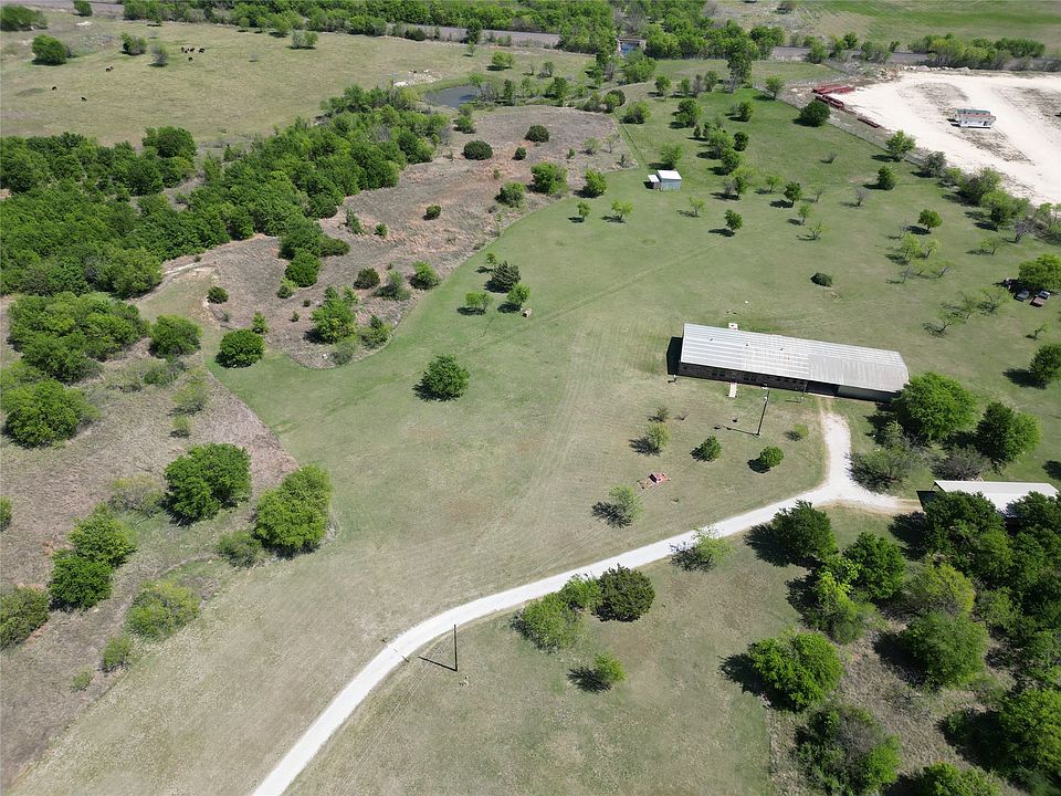 1st image of 2101 Ridge View Dr