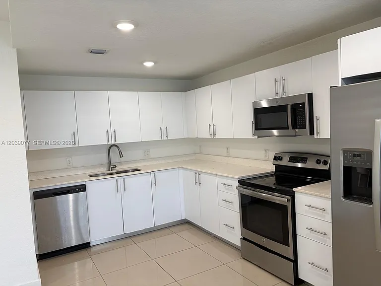 25680 SW 143rd Path — Photo 7