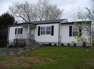 99 High St, Walton, KY 41094
