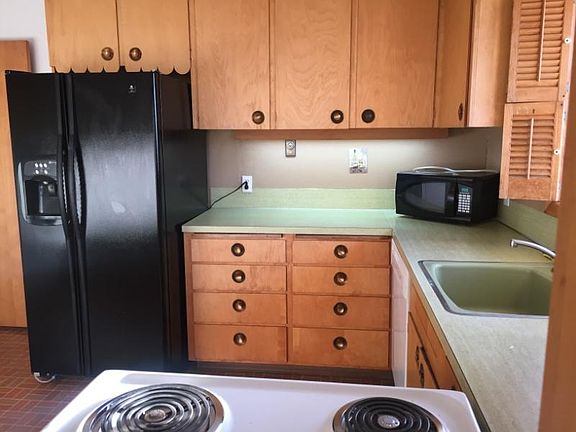 3rd image of 4819 Tok A Lou Ave NE