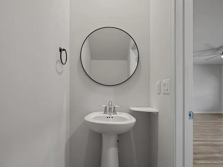 135 Empyrean Cir — Photo 25