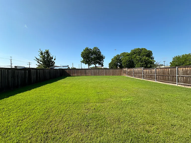 1165 Copal Dr — Photo 21