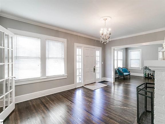 3rd image of 17 Highland Dr