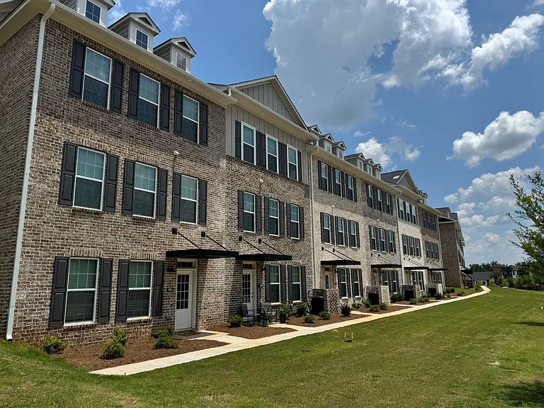 Tessa Jodeco Townhomes — Photo 35